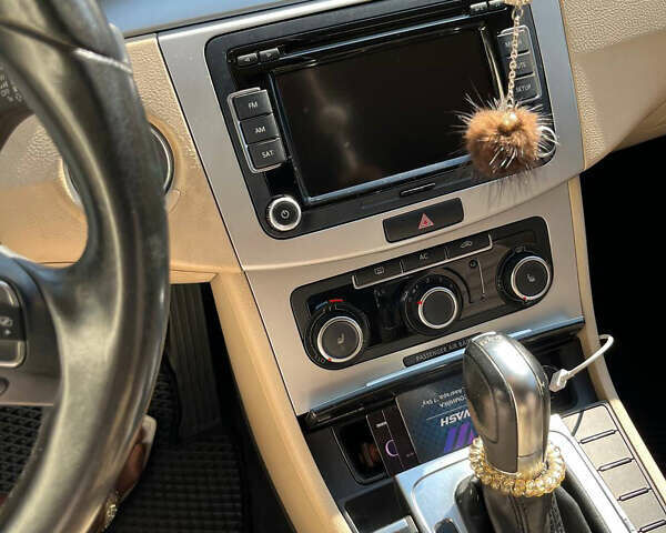 Фольксваген CC / Passat CC, об'ємом двигуна 1.97 л та пробігом 207 тис. км за 7800 $, фото 4 на Automoto.ua