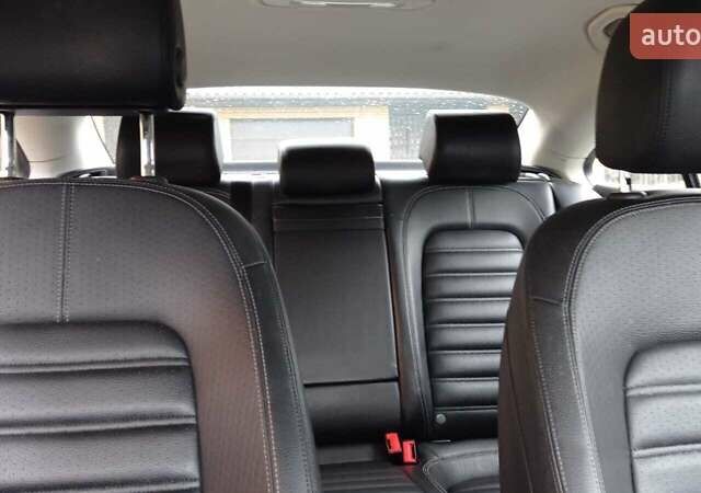 Фольксваген CC / Passat CC, объемом двигателя 2 л и пробегом 215 тыс. км за 7900 $, фото 14 на Automoto.ua