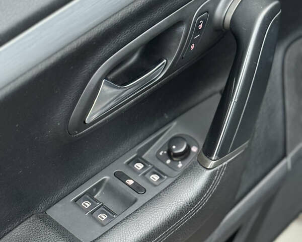 Фольксваген CC / Passat CC, объемом двигателя 1.98 л и пробегом 173 тыс. км за 11200 $, фото 8 на Automoto.ua