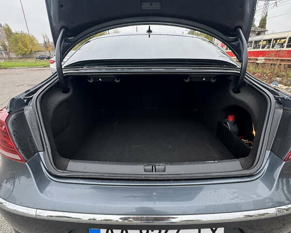 Фольксваген CC / Passat CC, об'ємом двигуна 1.98 л та пробігом 260 тис. км за 9000 $, фото 27 на Automoto.ua