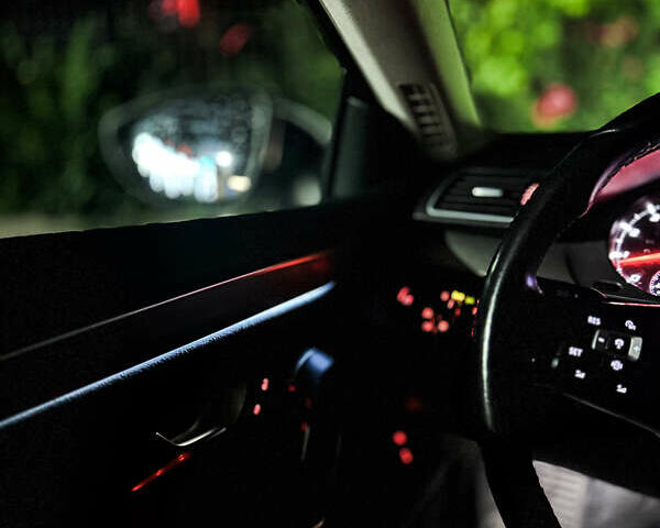 Фольксваген CC / Passat CC, объемом двигателя 1.98 л и пробегом 111 тыс. км за 13500 $, фото 17 на Automoto.ua