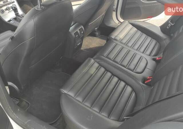 Фольксваген CC / Passat CC, объемом двигателя 2 л и пробегом 124 тыс. км за 9600 $, фото 18 на Automoto.ua