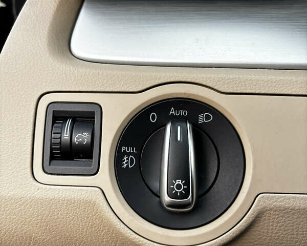 Фольксваген CC / Passat CC, объемом двигателя 1.98 л и пробегом 181 тыс. км за 11700 $, фото 16 на Automoto.ua