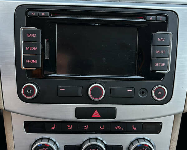Фольксваген CC / Passat CC, объемом двигателя 1.98 л и пробегом 181 тыс. км за 11700 $, фото 19 на Automoto.ua