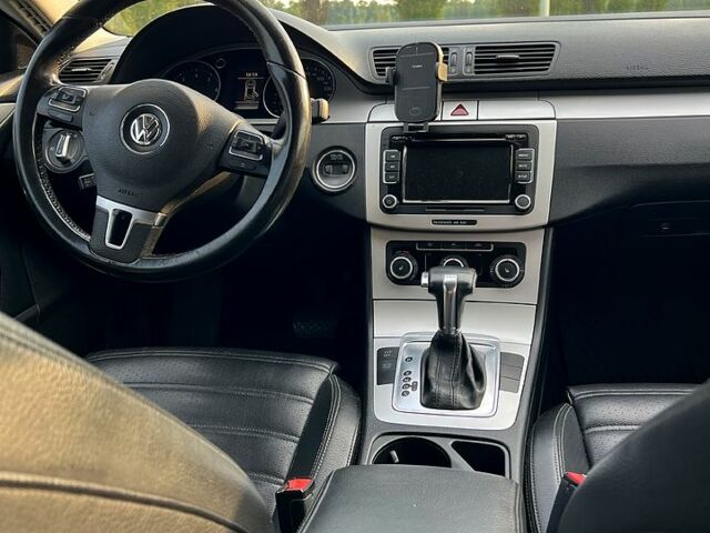 Фольксваген CC, объемом двигателя 2 л и пробегом 315 тыс. км за 7500 $, фото 3 на Automoto.ua