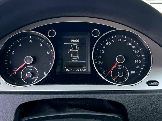 Фольксваген CC, объемом двигателя 2 л и пробегом 315 тыс. км за 7500 $, фото 6 на Automoto.ua
