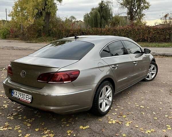 Желтый Фольксваген CC / Passat CC, объемом двигателя 2 л и пробегом 240 тыс. км за 11000 $, фото 2 на Automoto.ua