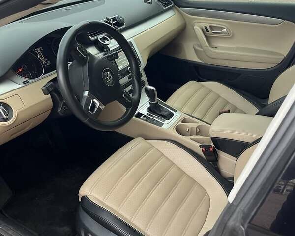 Желтый Фольксваген CC / Passat CC, объемом двигателя 2 л и пробегом 240 тыс. км за 11000 $, фото 4 на Automoto.ua