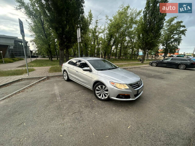 Сірий Фольксваген CC / Passat CC, об'ємом двигуна 1.98 л та пробігом 286 тис. км за 8000 $, фото 4 на Automoto.ua