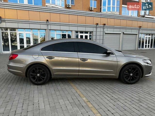 Серый Фольксваген CC / Passat CC, объемом двигателя 1.98 л и пробегом 283 тыс. км за 7199 $, фото 3 на Automoto.ua