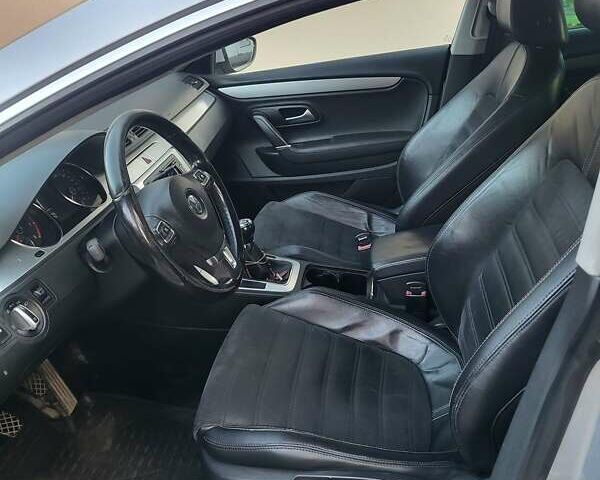 Серый Фольксваген CC / Passat CC, объемом двигателя 1.8 л и пробегом 260 тыс. км за 7300 $, фото 1 на Automoto.ua