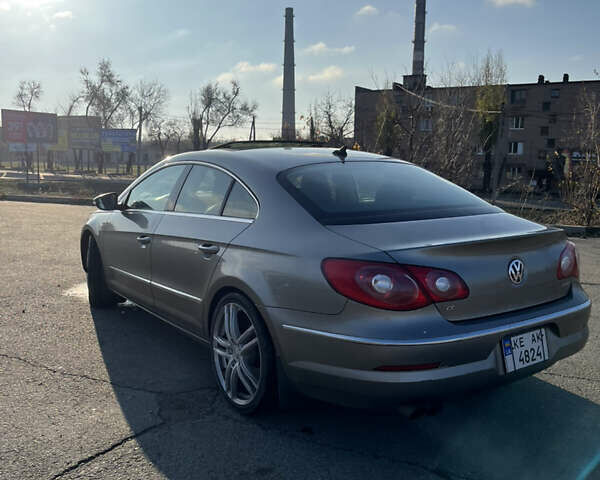 Серый Фольксваген CC / Passat CC, объемом двигателя 1.98 л и пробегом 290 тыс. км за 8700 $, фото 7 на Automoto.ua