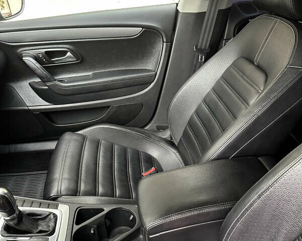 Фольксваген CC / Passat CC 2010 у Тернополі на Automoto.ua Сірий Фольксваген CC / Passat CC, об'ємом двигуна 1.98 л та пробігом 222 тис. км за 7900 $, фото 41 на Automoto.ua