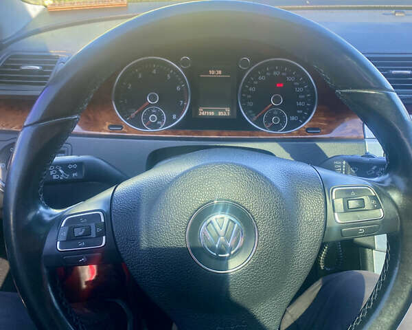 Сірий Фольксваген CC / Passat CC, об'ємом двигуна 1.98 л та пробігом 247 тис. км за 8100 $, фото 8 на Automoto.ua