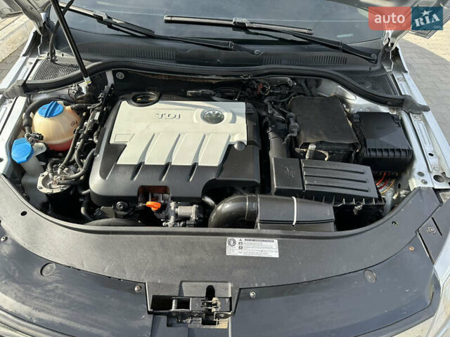 Серый Фольксваген CC / Passat CC, объемом двигателя 1.97 л и пробегом 283 тыс. км за 9100 $, фото 32 на Automoto.ua