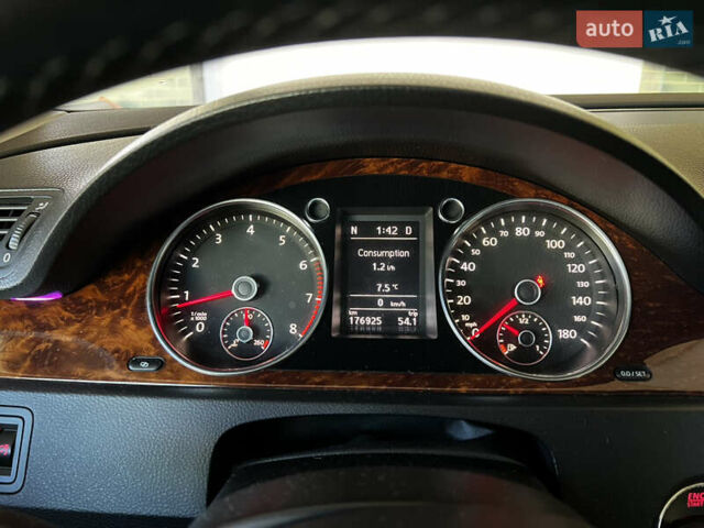 Серый Фольксваген CC / Passat CC, объемом двигателя 1.98 л и пробегом 176 тыс. км за 8200 $, фото 12 на Automoto.ua