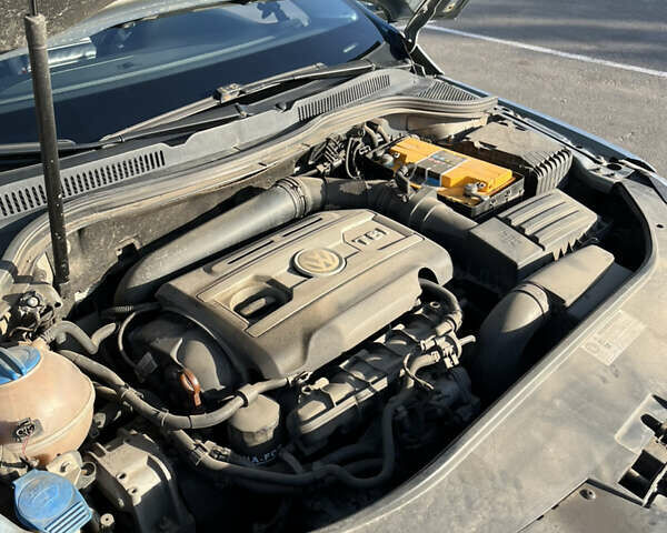 Сірий Фольксваген CC / Passat CC, об'ємом двигуна 1.8 л та пробігом 250 тис. км за 7500 $, фото 8 на Automoto.ua