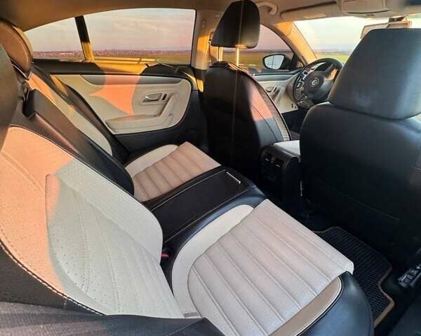 Серый Фольксваген CC / Passat CC, объемом двигателя 2 л и пробегом 196 тыс. км за 7800 $, фото 1 на Automoto.ua