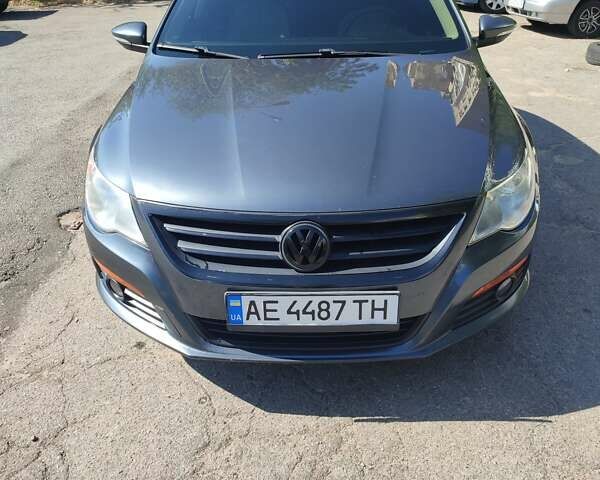 Сірий Фольксваген CC / Passat CC, об'ємом двигуна 1.98 л та пробігом 206 тис. км за 7500 $, фото 9 на Automoto.ua