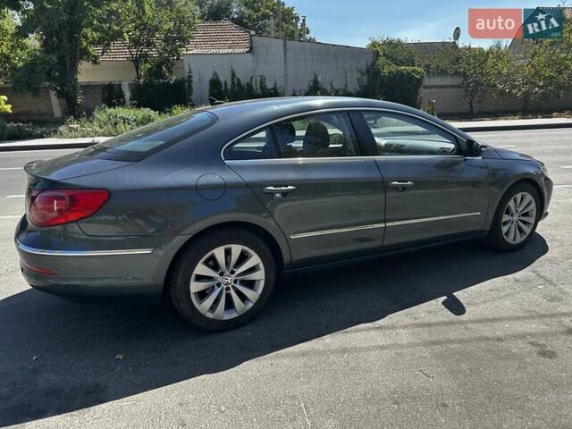 Серый Фольксваген CC / Passat CC, объемом двигателя 1.98 л и пробегом 220 тыс. км за 9000 $, фото 3 на Automoto.ua