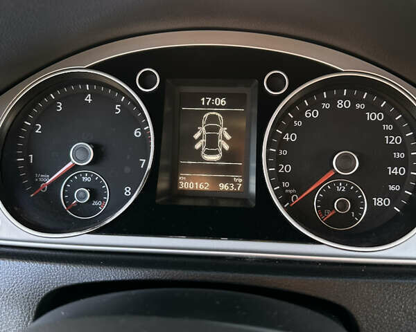 Сірий Фольксваген CC / Passat CC, об'ємом двигуна 1.98 л та пробігом 300 тис. км за 8700 $, фото 26 на Automoto.ua