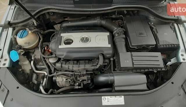 Серый Фольксваген CC / Passat CC, объемом двигателя 1.8 л и пробегом 286 тыс. км за 8200 $, фото 28 на Automoto.ua