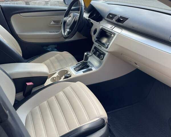 Серый Фольксваген CC / Passat CC, объемом двигателя 1.98 л и пробегом 238 тыс. км за 8200 $, фото 3 на Automoto.ua