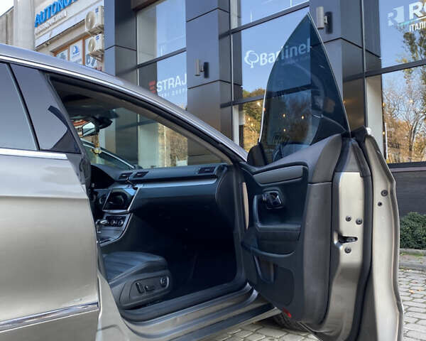 Серый Фольксваген CC / Passat CC, объемом двигателя 1.98 л и пробегом 202 тыс. км за 7000 $, фото 3 на Automoto.ua