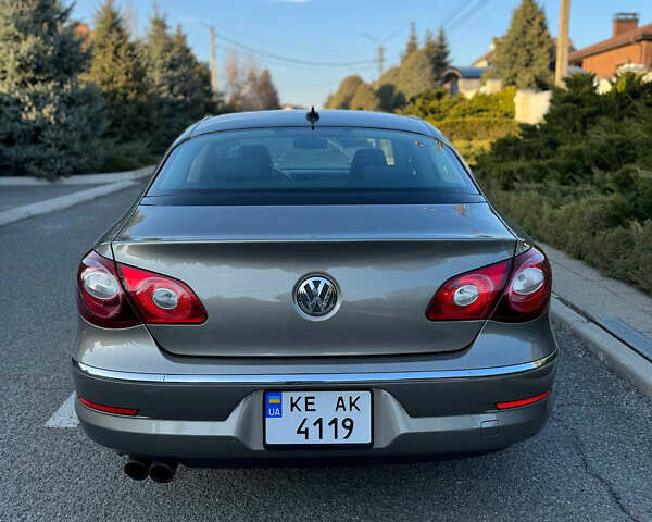 Серый Фольксваген CC / Passat CC, объемом двигателя 2 л и пробегом 160 тыс. км за 9000 $, фото 1 на Automoto.ua