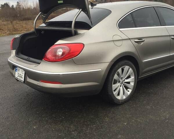 Серый Фольксваген CC / Passat CC, объемом двигателя 1.98 л и пробегом 244 тыс. км за 7500 $, фото 12 на Automoto.ua