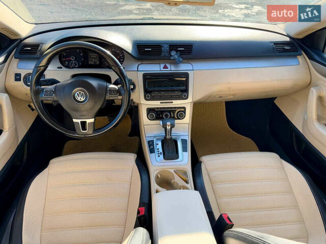 Серый Фольксваген CC / Passat CC, объемом двигателя 2 л и пробегом 223 тыс. км за 7400 $, фото 3 на Automoto.ua