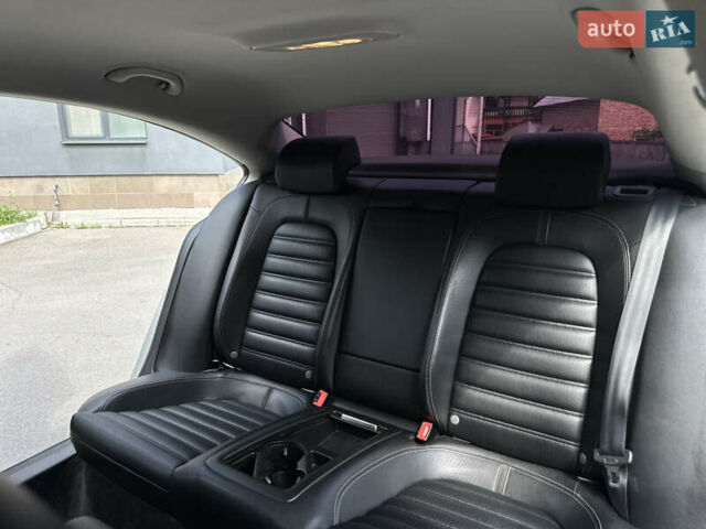 Сірий Фольксваген CC / Passat CC, об'ємом двигуна 1.98 л та пробігом 160 тис. км за 8399 $, фото 13 на Automoto.ua