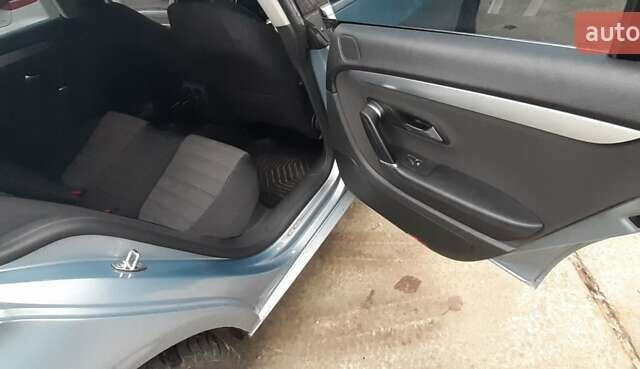 Серый Фольксваген CC / Passat CC, объемом двигателя 1.8 л и пробегом 286 тыс. км за 8200 $, фото 52 на Automoto.ua