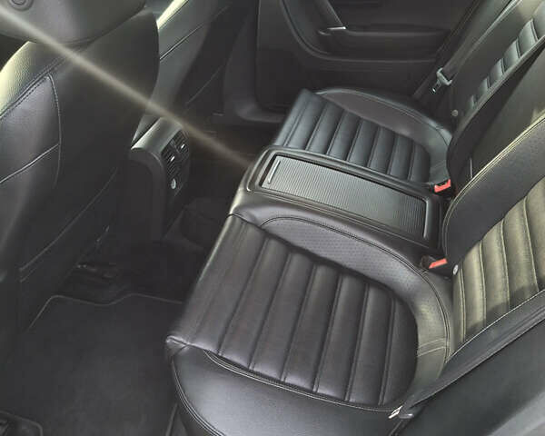 Серый Фольксваген CC / Passat CC, объемом двигателя 2 л и пробегом 188 тыс. км за 9300 $, фото 5 на Automoto.ua