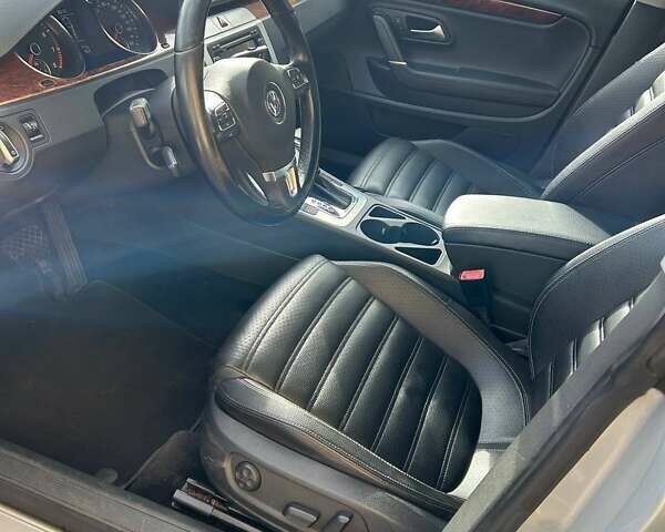 Фольксваген CC / Passat CC 2010 у Косове на Automoto.ua Сірий Фольксваген CC / Passat CC, об'ємом двигуна 1.98 л та пробігом 184 тис. км за 8500 $, фото 13 на Automoto.ua