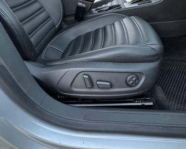 Сірий Фольксваген CC / Passat CC, об'ємом двигуна 1.98 л та пробігом 222 тис. км за 11500 $, фото 8 на Automoto.ua
