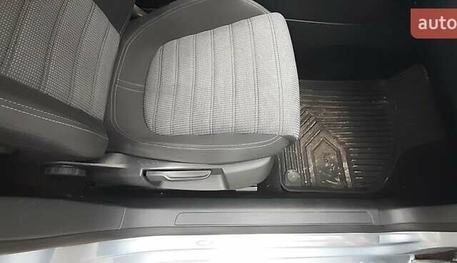 Серый Фольксваген CC / Passat CC, объемом двигателя 1.8 л и пробегом 286 тыс. км за 8200 $, фото 48 на Automoto.ua