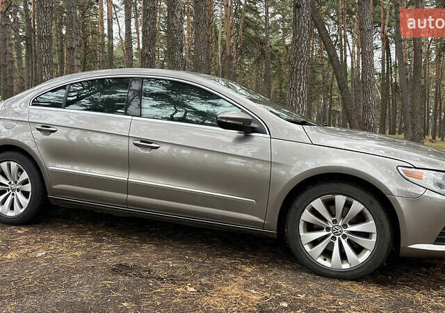 Сірий Фольксваген CC / Passat CC, об'ємом двигуна 1.98 л та пробігом 274 тис. км за 8900 $, фото 4 на Automoto.ua