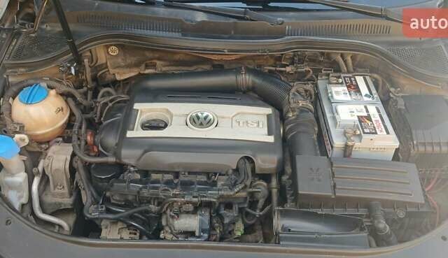 Серый Фольксваген CC / Passat CC, объемом двигателя 1.98 л и пробегом 221 тыс. км за 10500 $, фото 15 на Automoto.ua