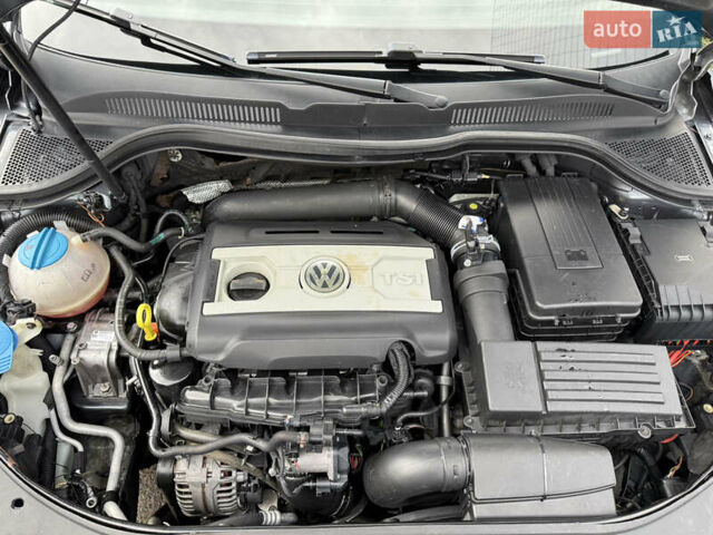 Сірий Фольксваген CC / Passat CC, об'ємом двигуна 1.98 л та пробігом 261 тис. км за 8300 $, фото 20 на Automoto.ua