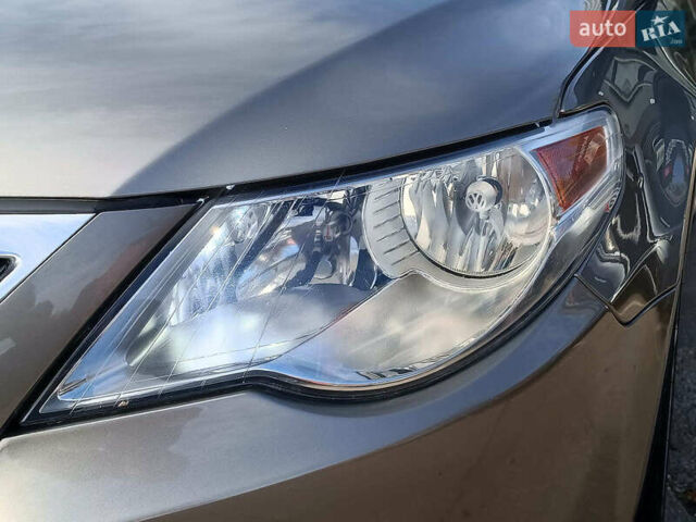 Сірий Фольксваген CC / Passat CC, об'ємом двигуна 2 л та пробігом 215 тис. км за 9490 $, фото 5 на Automoto.ua