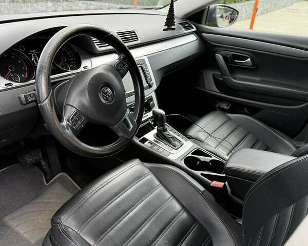 Сірий Фольксваген CC / Passat CC, об'ємом двигуна 1.98 л та пробігом 261 тис. км за 8300 $, фото 21 на Automoto.ua