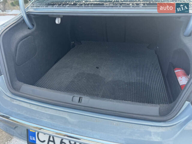 Сірий Фольксваген CC / Passat CC, об'ємом двигуна 2 л та пробігом 252 тис. км за 11700 $, фото 22 на Automoto.ua