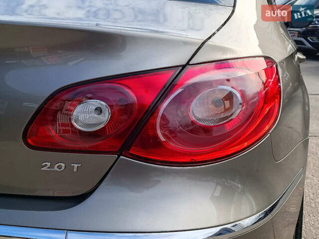 Сірий Фольксваген CC / Passat CC, об'ємом двигуна 2 л та пробігом 215 тис. км за 9490 $, фото 10 на Automoto.ua