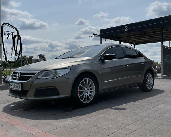 Серый Фольксваген CC / Passat CC, объемом двигателя 1.97 л и пробегом 243 тыс. км за 10600 $, фото 8 на Automoto.ua
