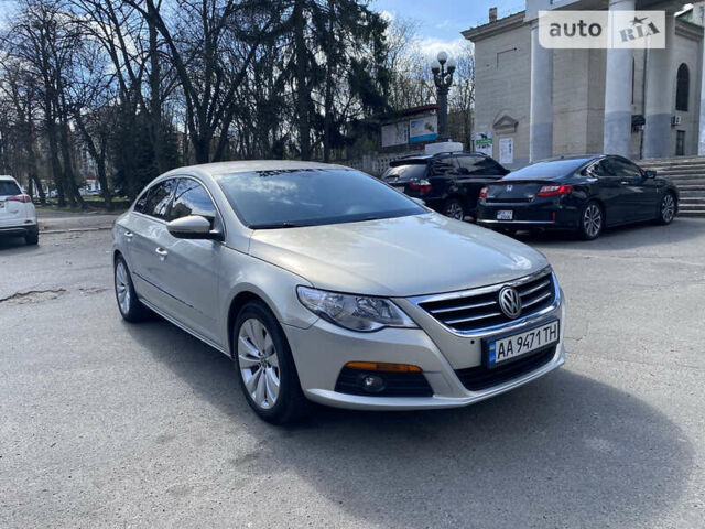 Серый Фольксваген CC / Passat CC, объемом двигателя 2 л и пробегом 247 тыс. км за 9900 $, фото 2 на Automoto.ua