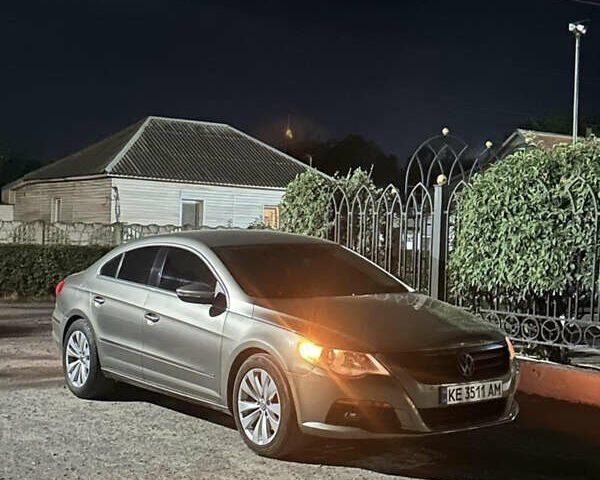 Серый Фольксваген CC / Passat CC, объемом двигателя 1.98 л и пробегом 269 тыс. км за 7000 $, фото 1 на Automoto.ua