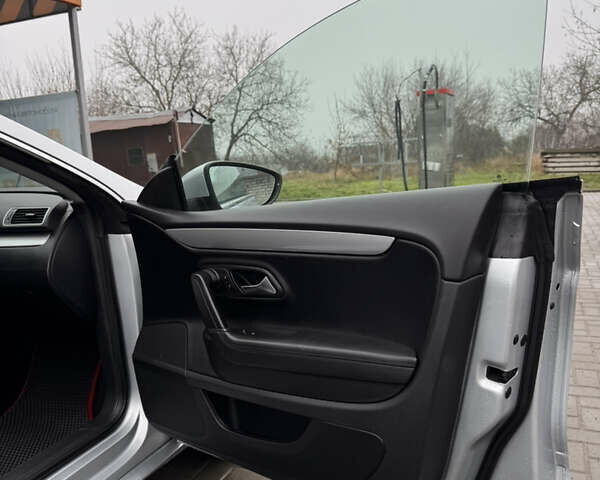 Серый Фольксваген CC / Passat CC, объемом двигателя 1.98 л и пробегом 183 тыс. км за 9000 $, фото 11 на Automoto.ua