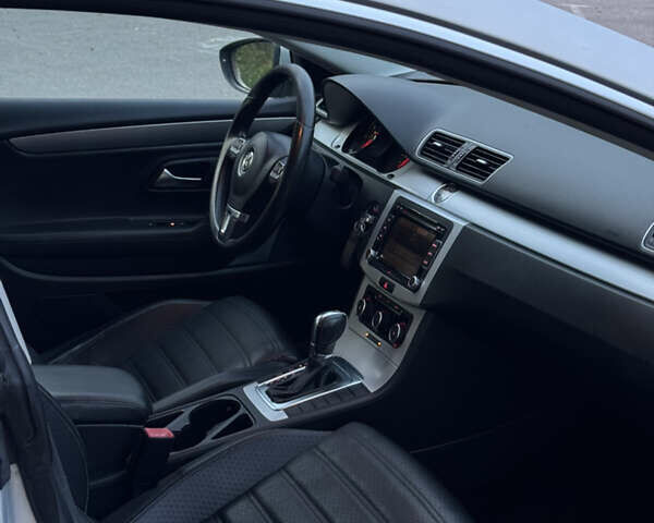 Серый Фольксваген CC / Passat CC, объемом двигателя 1.98 л и пробегом 195 тыс. км за 8400 $, фото 12 на Automoto.ua