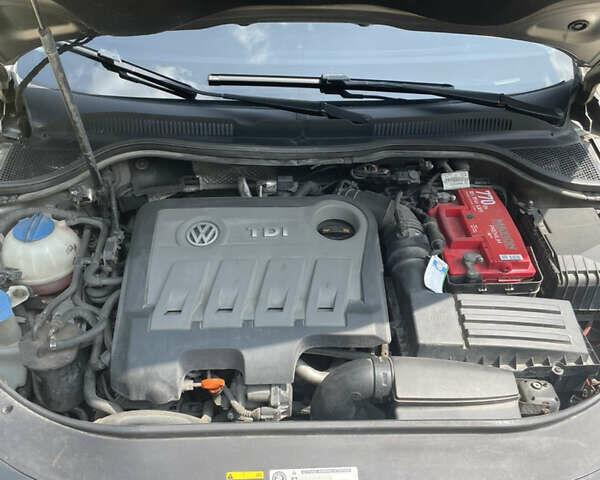 Серый Фольксваген CC / Passat CC, объемом двигателя 1.97 л и пробегом 243 тыс. км за 10600 $, фото 26 на Automoto.ua